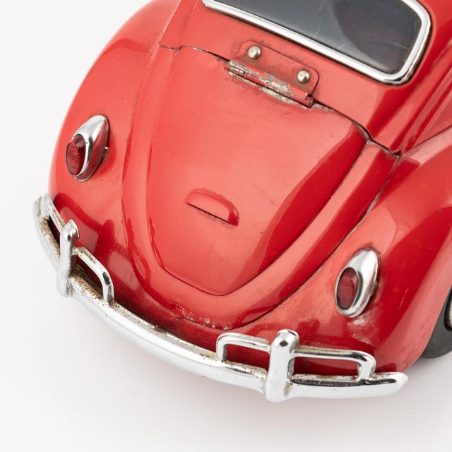 Volkswagen Beetle Model with Hidden Decanter & Shot Glasses 1950s, Set of 6 For Sale - Image 4 of 18