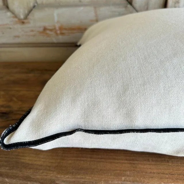 Mid-Century Modern French Stone Washed Linen Accent Pillow With Down Feather Insert For Sale - Image 3 of 5