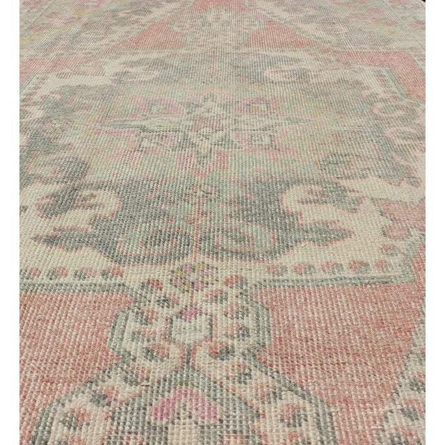 Pink Oushak Rug From Turkey With Floral Medallion Design in Light Colors For Sale - Image 8 of 13