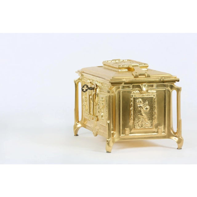 Gilt Dore Bronze Metal Footed Covered Box For Sale In New York - Image 6 of 10