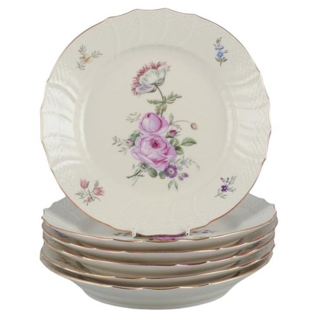 Frijsenborg Luncheon Plates in Hand-Painted Porcelain from Royal Copenhagen, 1950s, Set of 6 For Sale - Image 10 of 10