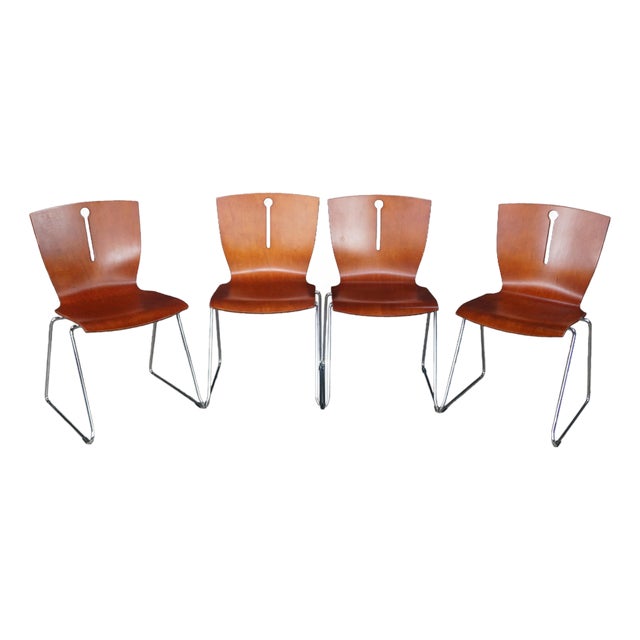 4 Mid Century Scandinavian Modern Bentwood Plywood Stacking Dining Side Chairs For Sale