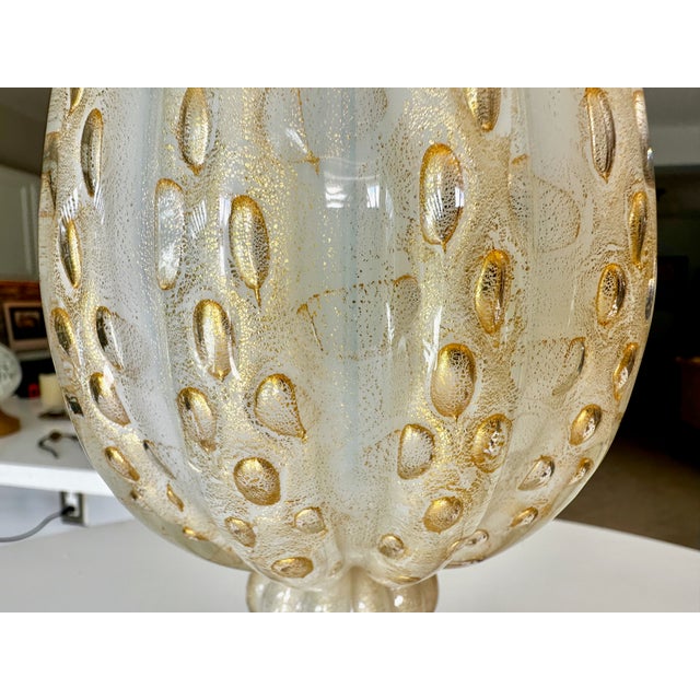 1950s Mid Century Modern Barovier & Toso Murano Coronado d'Oro Glass Table Lamp For Sale - Image 16 of 17