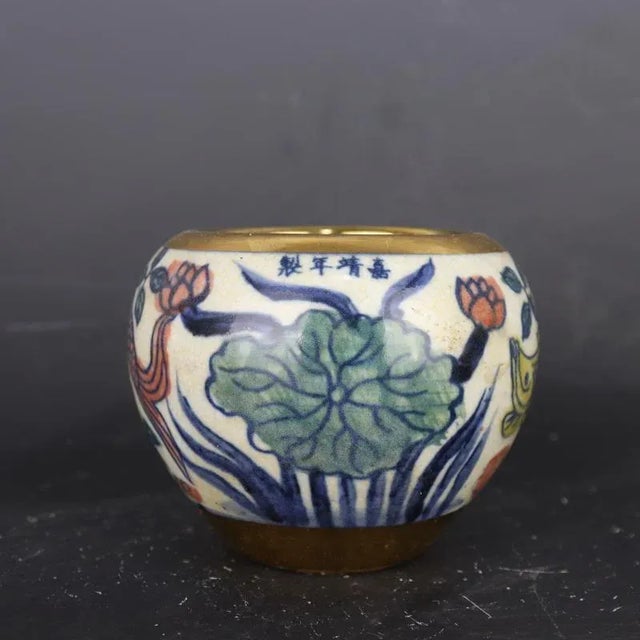 Chinese Vintage Ceramic Pot,Ming Dynasty Jiajing Marked Blue and White Famille Verte Porcelain Brush Washer Hand Painted Lotus Flower and Fish Pattern For Sale - Image 4 of 6