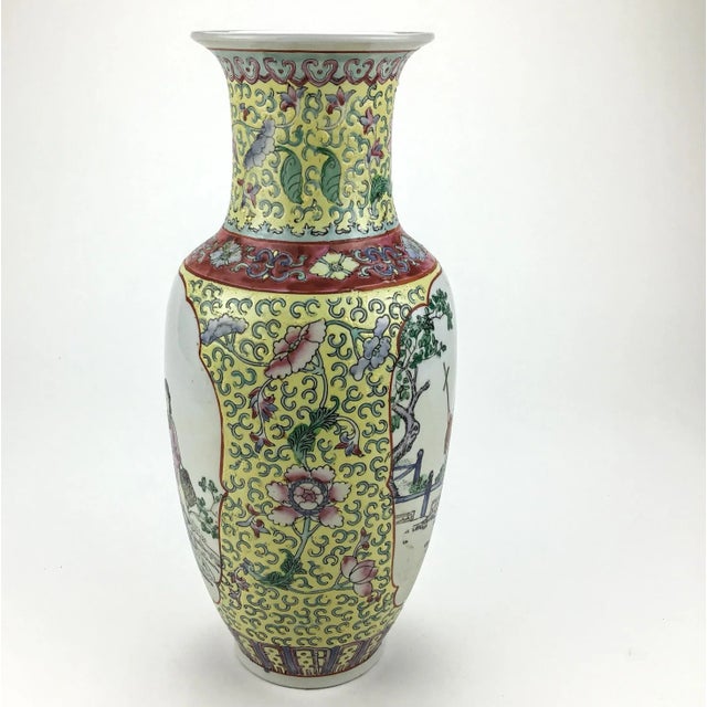 1960’s Hand Painted Chinese Flower Vase For Sale - Image 4 of 13