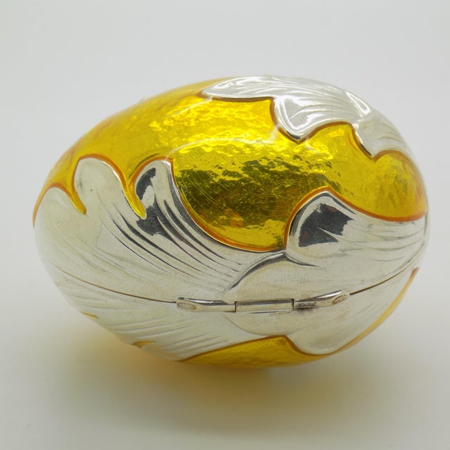 Vintage Italian Handmade Genuine Sterling Silver 925 Florentine Life Size Egg Shaped Box, 1980s For Sale - Image 6 of 13