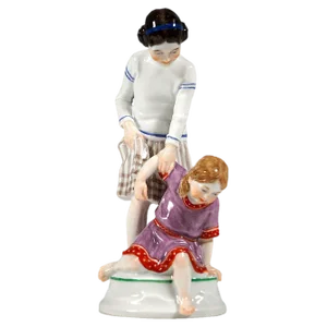 Art Nouveau Children's Group Two Girls by A. Koenig for Meissen Porcelain, Germany, 1912s