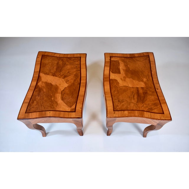 Mid 20th Century Italian Parquetry Inlaid Olive Burl Wood Side Tables Louis XV Style For Sale - Image 5 of 13
