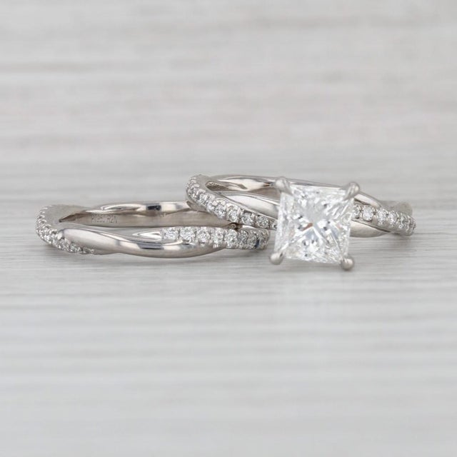 Modern 1.64ctw Diamond Engagement Ring Wedding Band Bridal Set Platinum Size 6 Gia For Sale - Image 3 of 9