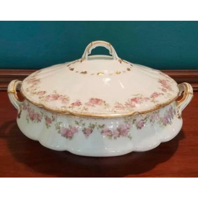 Red Late 19th Century Gda Limoges From Museum Exhibition- 51 Pieces For Sale - Image 8 of 10