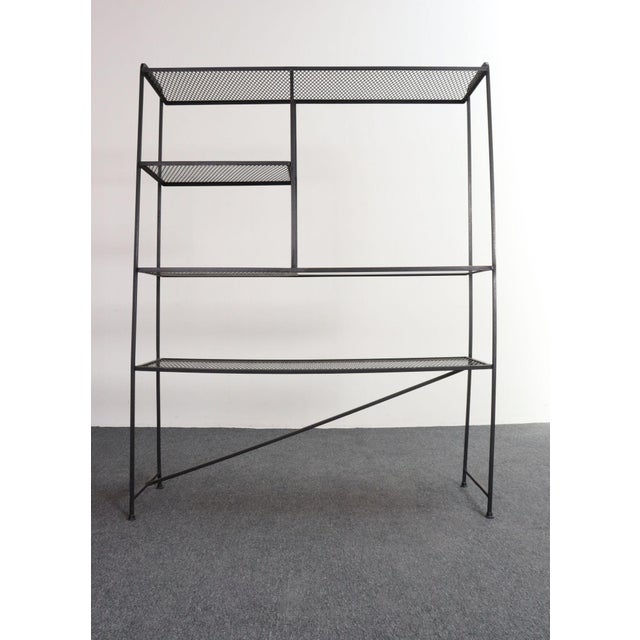 Mid-Century American Modern Iron Shelving Unit / Etagere by Freda Diamond For Sale In New York - Image 6 of 18