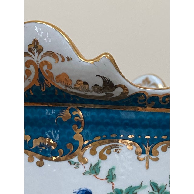1980s Chinoiserie Porcelain Cachepot With Peacocks For Sale In New York - Image 6 of 12