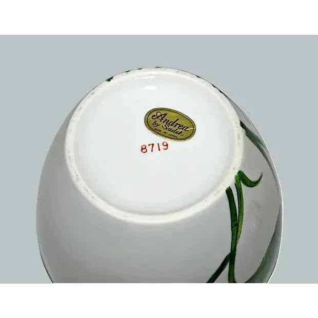 Late 20th Century Water Lily Lidded Porcelain Jar For Sale In New York - Image 6 of 6