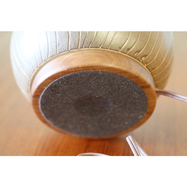 1960s Gordon and Jane Martz M200 Lamp for Marshall Studios Matte Brown Incised Decorations 25.5" For Sale - Image 6 of 8