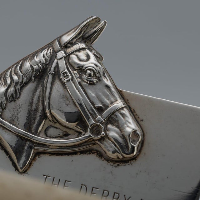 Vintage English Silver and Agate Horse Racing Themed Ashtray, 1957 For Sale - Image 6 of 12