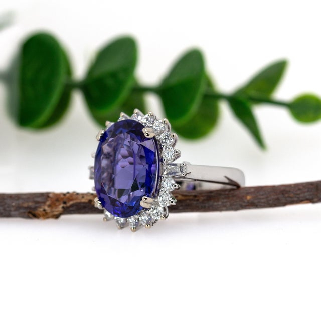 2020s Statement 13x10mm, 9cts Tanzanite Ring W Natural Diamond Halo in Solid 14k Gold, Size 6.75 For Sale - Image 5 of 8