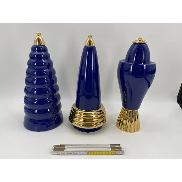 Postmodern Lid Vase #3 900 Series by Uga La Pietra for Superego Editions, Italy, 1990s For Sale - Image 3 of 7