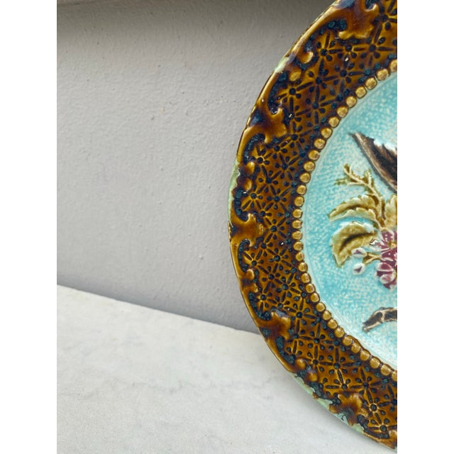 French Country French Majolica Bird & Flower Plate, Circa 1890 For Sale - Image 3 of 4