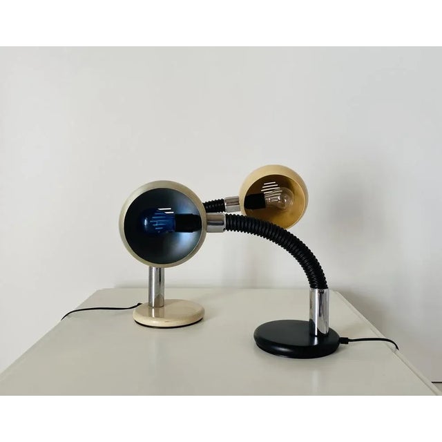 Flexible lamp structure. Maximum height 58cm This piece has an attribution mark, I am sure that it is completely authentic...