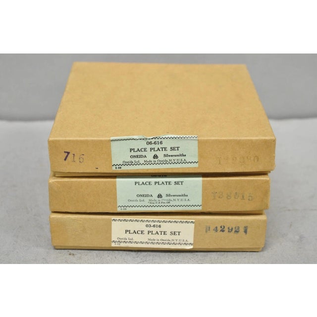 Vintage Oneida Mid Century Modern 6" Silver Plated Bread Dessert Plate, Set of 6 For Sale - Image 12 of 13