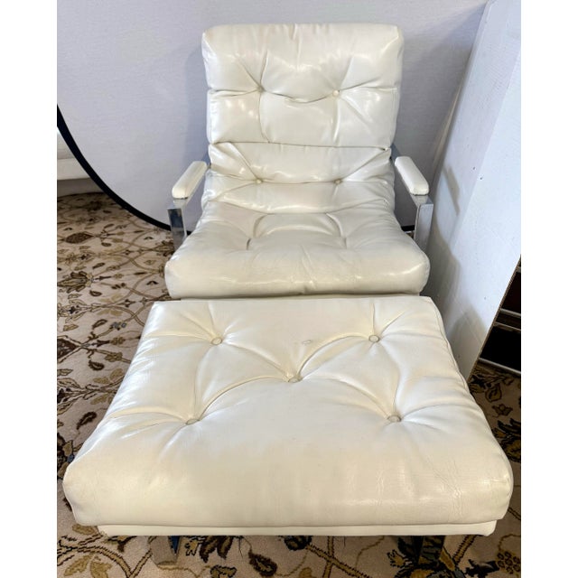 Milo Baughman Mid Century Modern Chrome Flat Bar Scoop Lounge Chair and Ottoman Attr. To Milo Baughman For Sale - Image 4 of 11