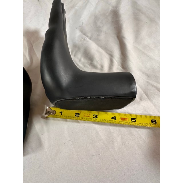 A Pair of Black Ceramic Hands Book Ends For Sale In Las Vegas - Image 6 of 7
