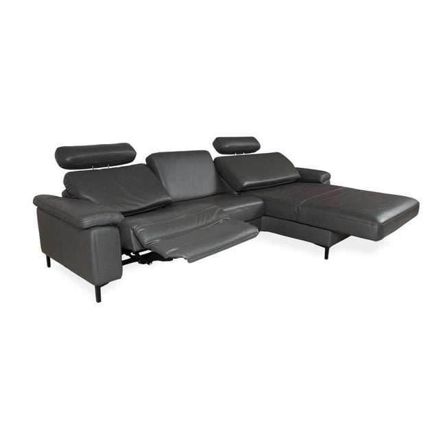 Leather Mondo Maestra Corner Sofa in Grey Slate with Electric Function For Sale - Image 5 of 16