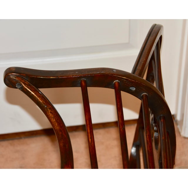 Traditional Late 20th Century Vintage Windsor Spindle Wheel Back Armchair For Sale - Image 3 of 13