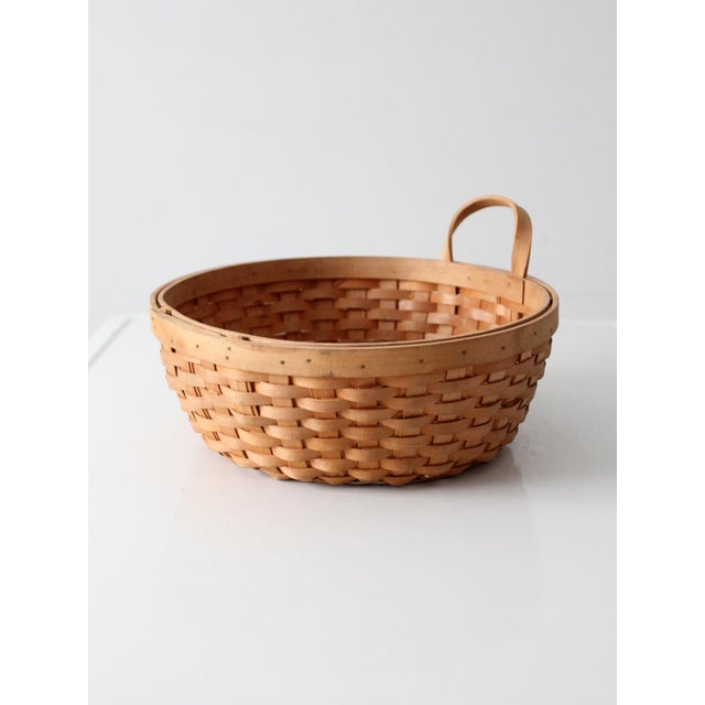 Mid 20th Century Vintage Handwoven Wood Splint Basket For Sale - Image 5 of 15