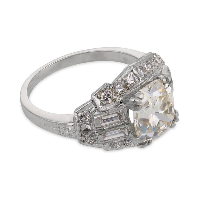 1920s 1920s Art Deco Gia 2.02 Carat Old Mine Cut Diamond Platinum Engagement Ring, Size 6 For Sale - Image 5 of 8