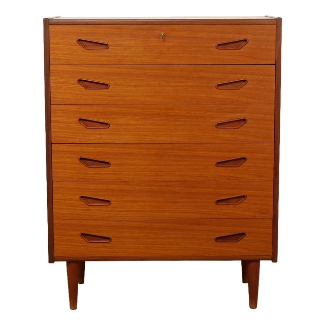 Vintage Danish Chest of Drawers in Teak For Sale