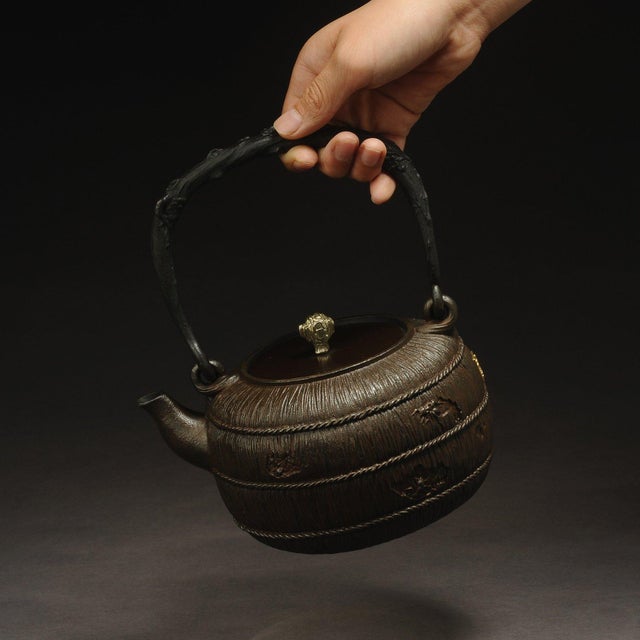 Metal Showa Tetsubin Traditional Kettle, Japan, 20th Century, 1930s For Sale - Image 7 of 13