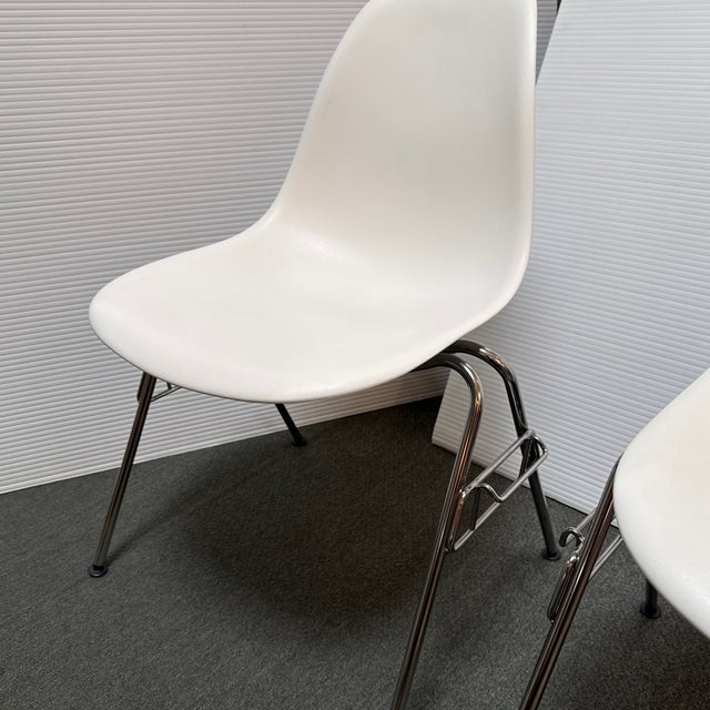 Charles and Ray Eames for Herman Miller White Molded Plastic Stackable Side Chairs, Pair For Sale - Image 11 of 12