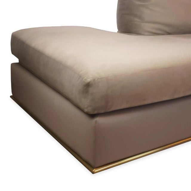 2020s Attributed Nathan Anthony Elan R007 Sectional Sofa For Sale - Image 5 of 6