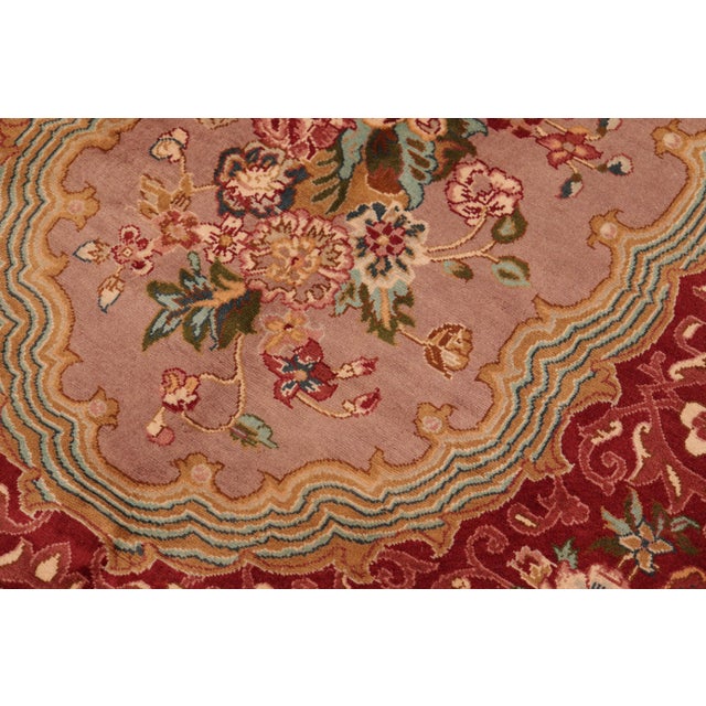 Tradititonal Medallion 1990's Pak-Persian Red/Brown Wool Rug - 6'0'' X 9'2'' For Sale - Image 4 of 9