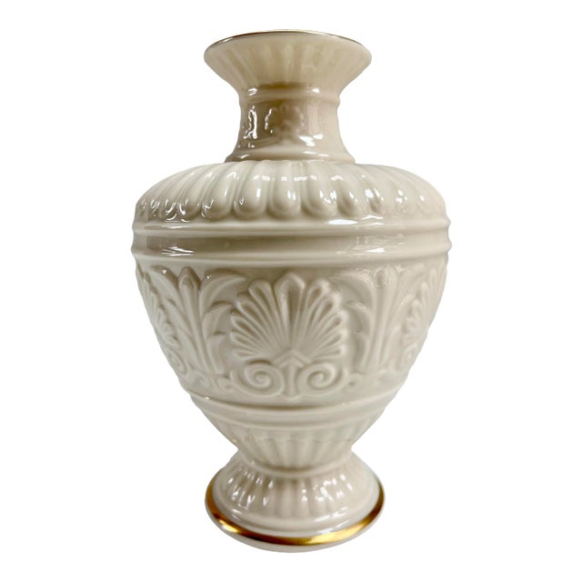 Lenox 14k Gold Trimmed Vase For Sale