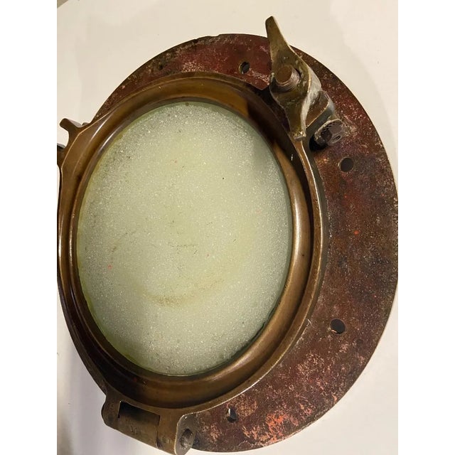 Gold English Navy Porthole in Bronze from Rainhill, 19th Century For Sale - Image 8 of 13