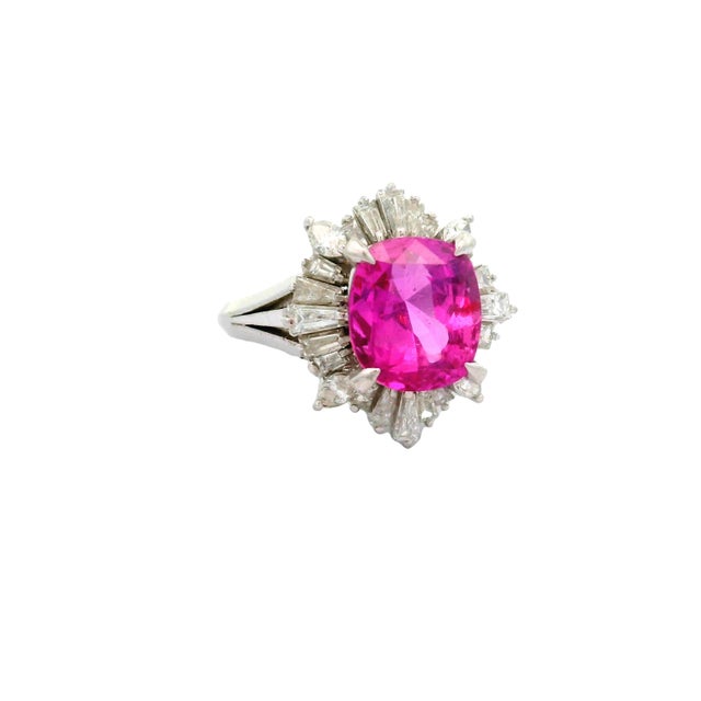 Contemporary 4.13 Carat No-Heat Pink Sapphire Diamond Platinum Ring, Gia Certified, Size 7.25 For Sale - Image 3 of 6