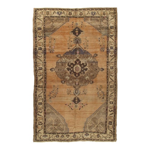 Vintage Hand Knotted Area Rug 6'7