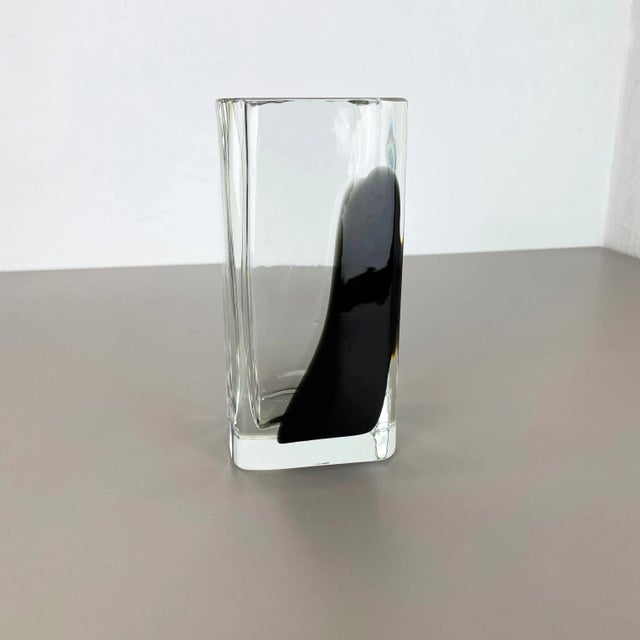 Murano glass vase element Design: Antonio da Ros Producer: Cenedese Vetri (marked underneath the Vase) Origin: Murano,...