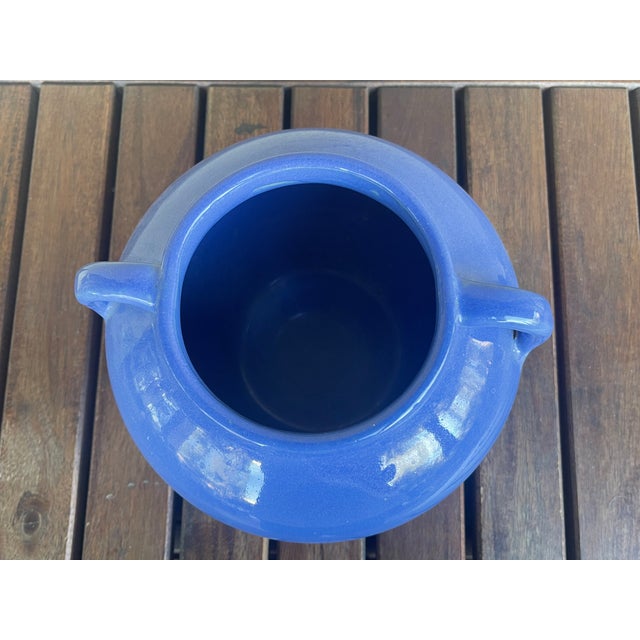 Antique Zanesville Ohio Art Pottery Gloss Cornflower Blue Double Handle Vase For Sale - Image 4 of 6