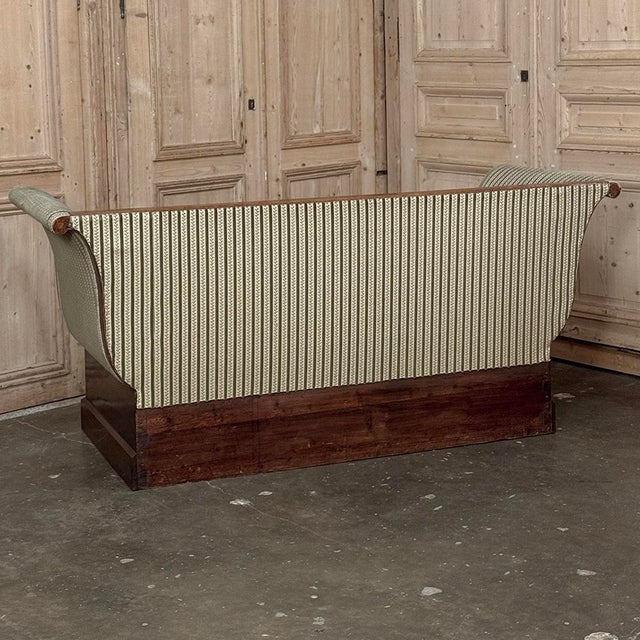 Early 19th Century French Charles X Mahogany Sofa ~ Canape For Sale - Image 18 of 18