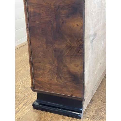 Original Showcase by Jidrich Halabala, 1930s For Sale - Image 14 of 15