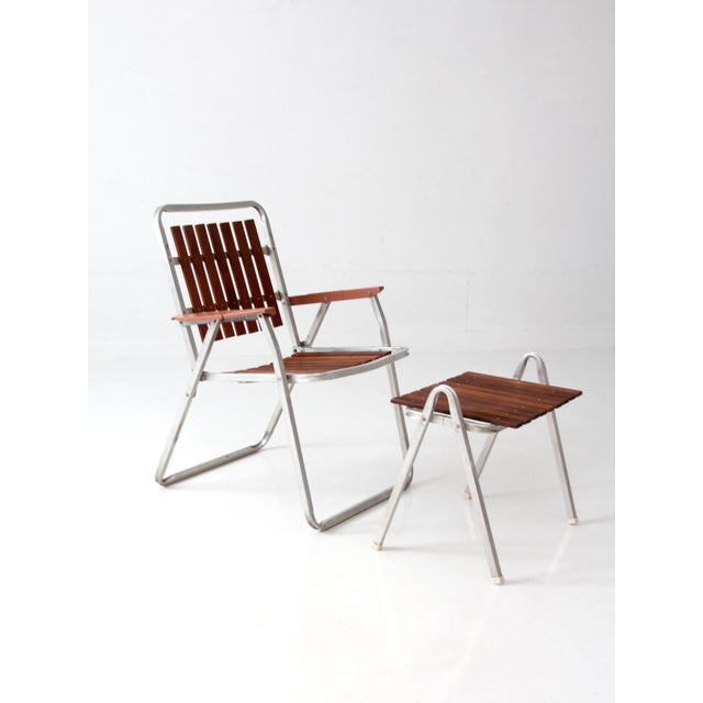 Mid-Century Aluminum & Wood Slat Chair With Side Table Set For Sale - Image 10 of 17