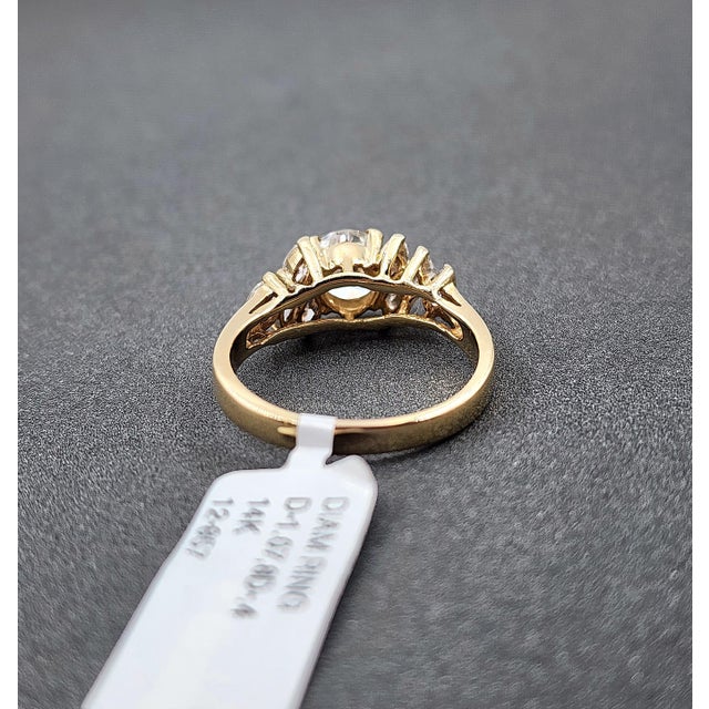 Gold 1.07 Ct Diamond Ring Size 6.75 For Sale - Image 8 of 9
