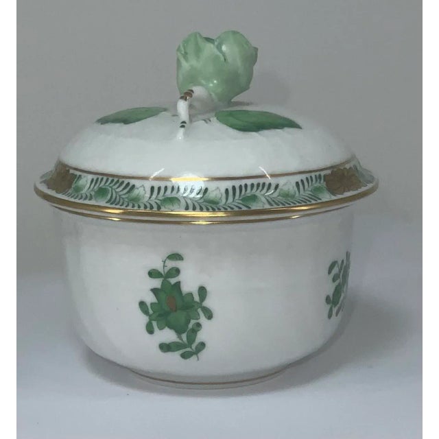 Herend Hungary Chinese Bouquet Green Vintage Porcelain Lidded Box For Sale In Providence - Image 6 of 12