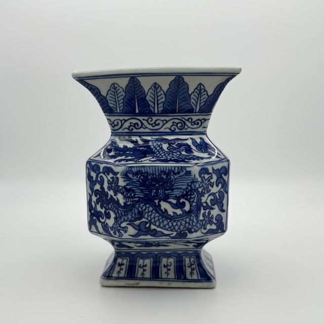 Antique Chinese Blue and White Floral & Dragon Zun Vase For Sale In Los Angeles - Image 6 of 6