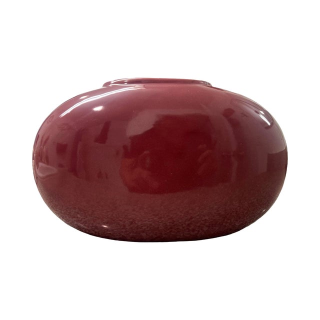 Ceramic Vintage Postmodern 1980s Plum Purple Ceramic Bean Pill Shaped Vase Art Deco For Sale - Image 7 of 9