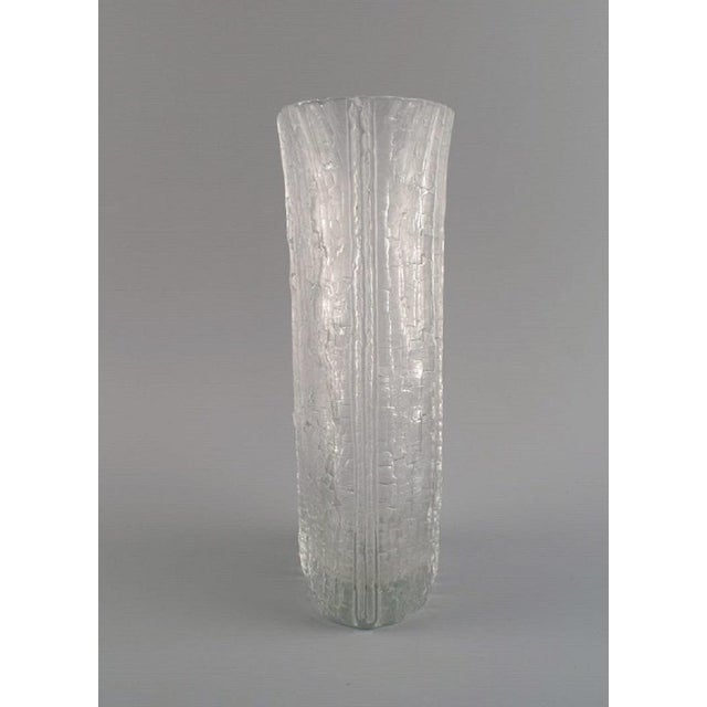 Mouth-Blown Art Glass Vase by Timo Sarpaneva, Finland, 1960s For Sale - Image 6 of 8