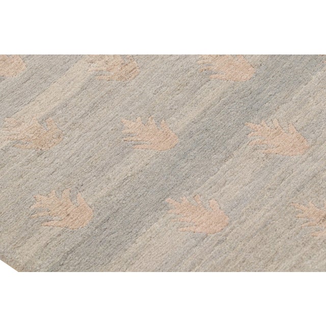 Textile Rug & Kilim’s Custom Geometric Silver-Gray and Green Wool Runner – “youngste” For Sale - Image 7 of 8